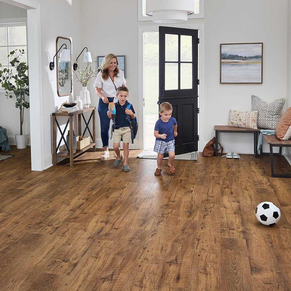 Chestnut 12-mm T x 7-1/2-in W x 47-1/4-in L Waterproof Wood Plank Laminate Flooring B590