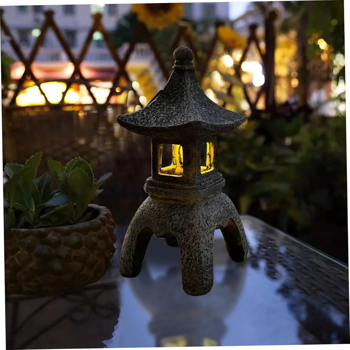 Pagoda Garden Statue Resin Solar Waterproof J64934