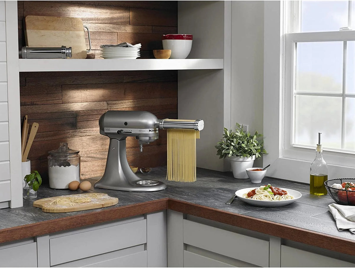 White Pasta Press Attachment with 6 Interchangeable Pasta Plates S268