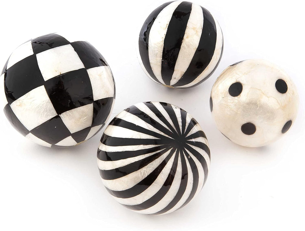 Set of 4 Black-and-White Decorative Balls L121