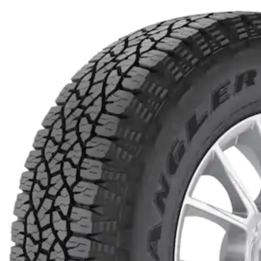 LT275/65R20 Tire E96056