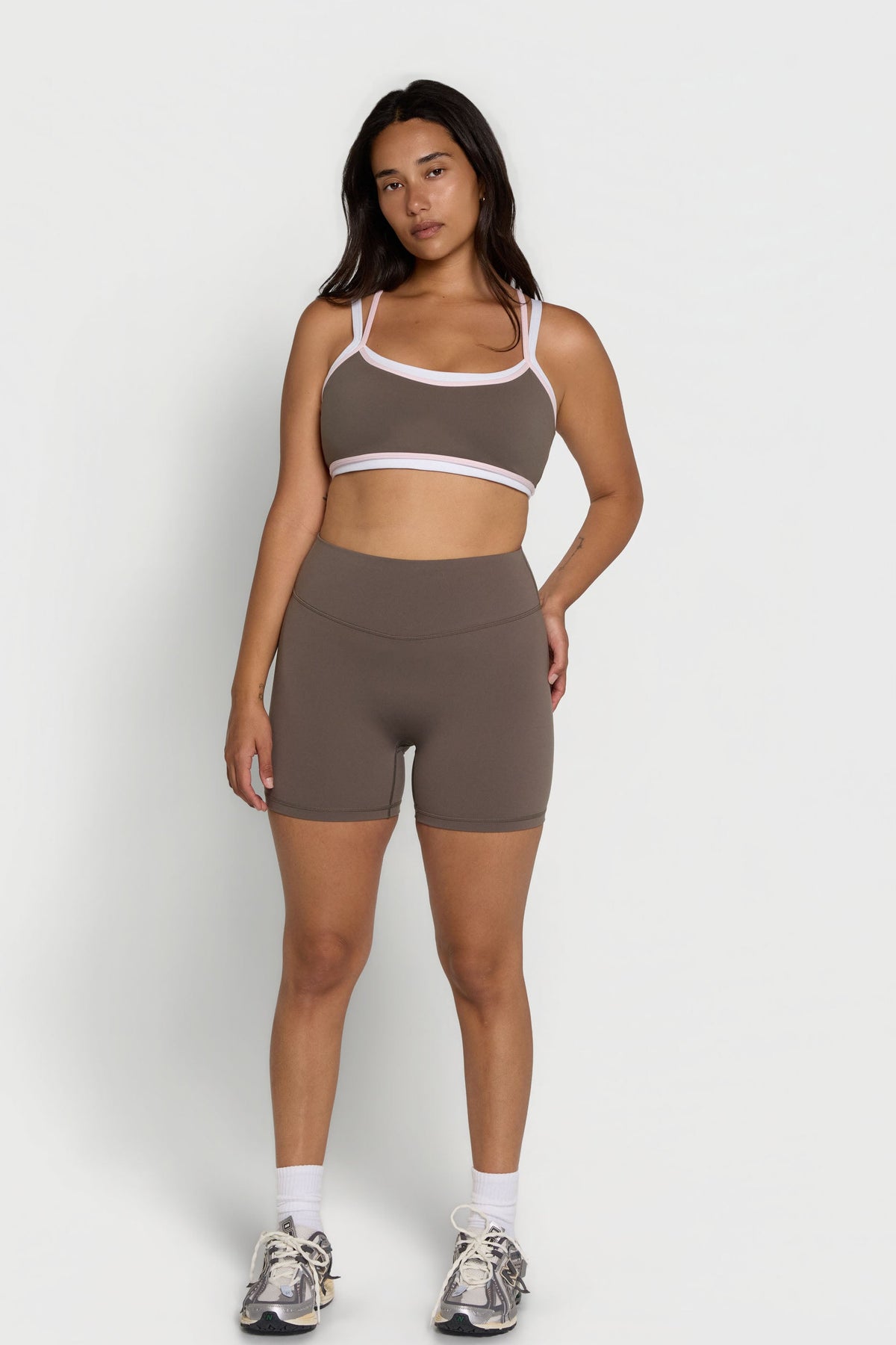 Core Shorts 5" - Walnut
